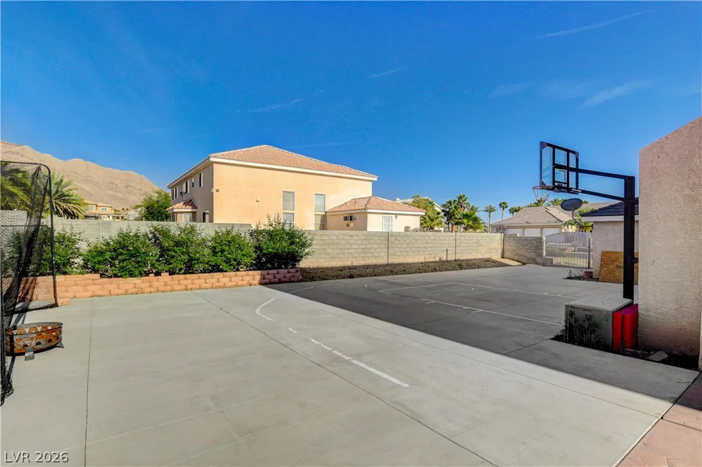 6804 Philippe Allen, Las Vegas, NV 89110