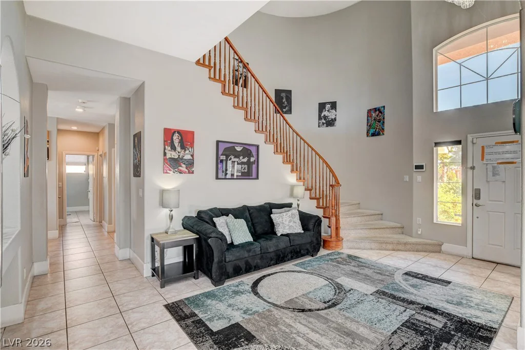 6804 Philippe Allen, Las Vegas, NV 89110