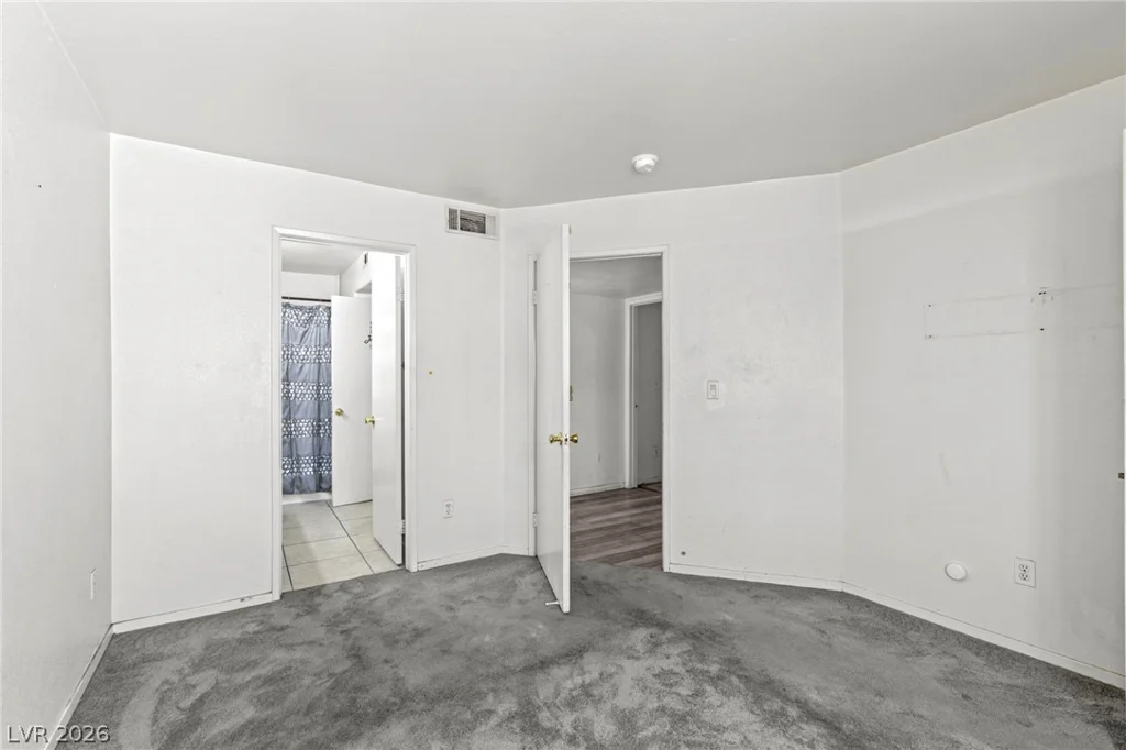 698 Racetrack, Henderson, NV 89015