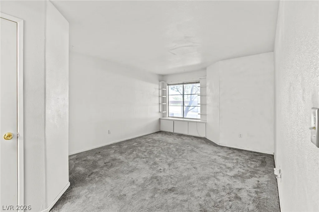 698 Racetrack, Henderson, NV 89015