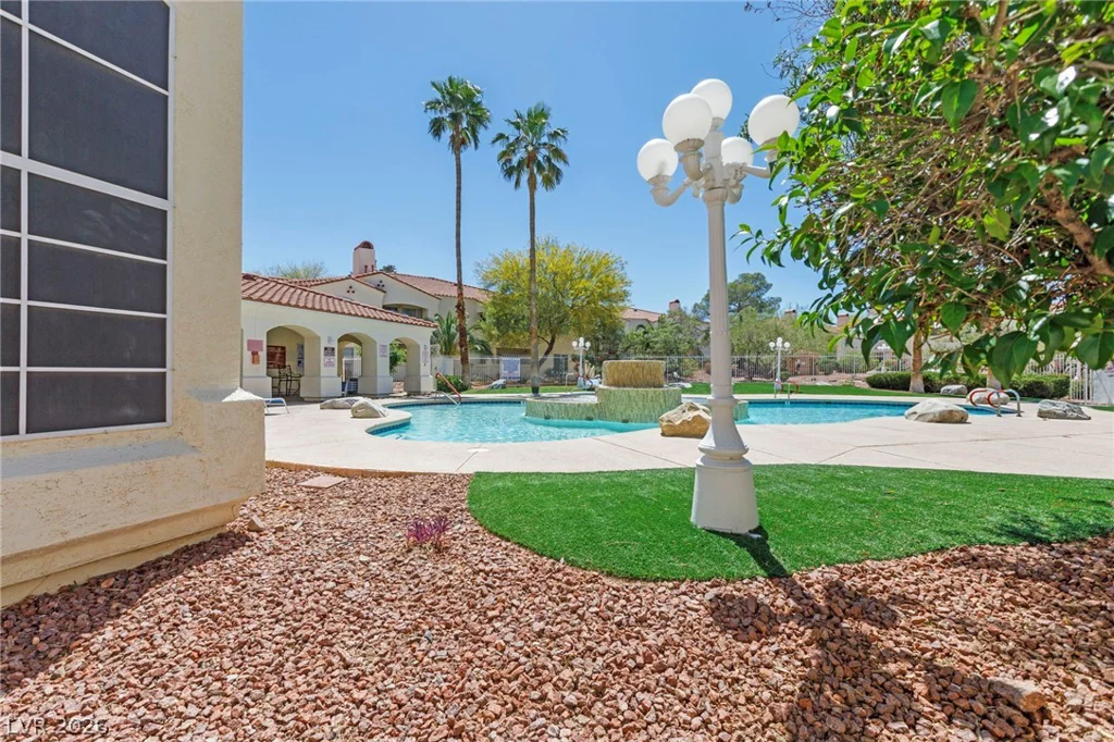 698 Racetrack, Henderson, NV 89015
