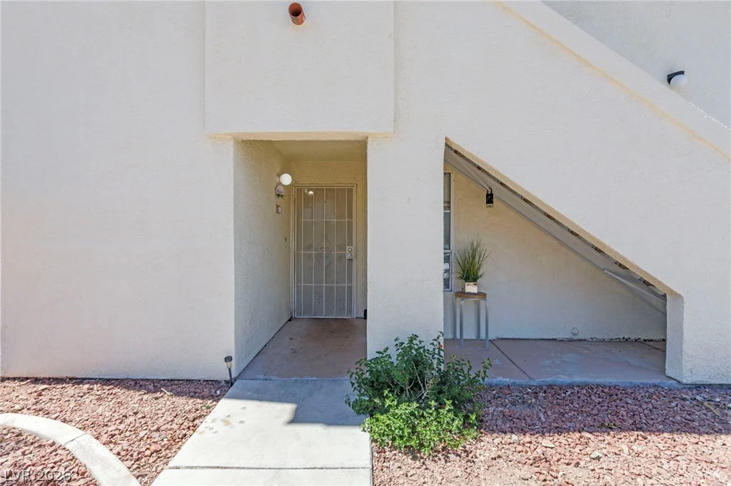 698 Racetrack, Henderson, NV 89015