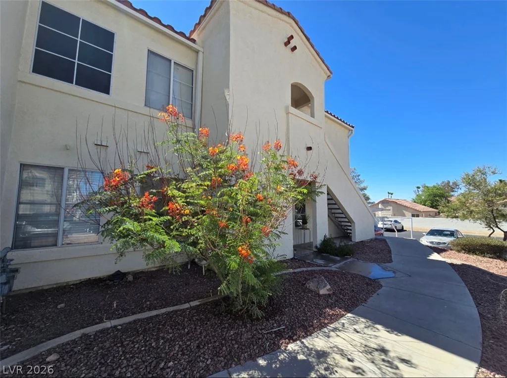 698 Racetrack, Henderson, NV 89015