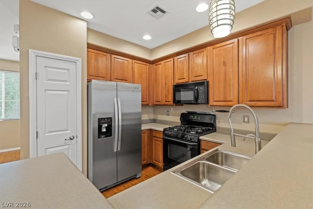 9860 Twilight Walk, Las Vegas, NV 89149