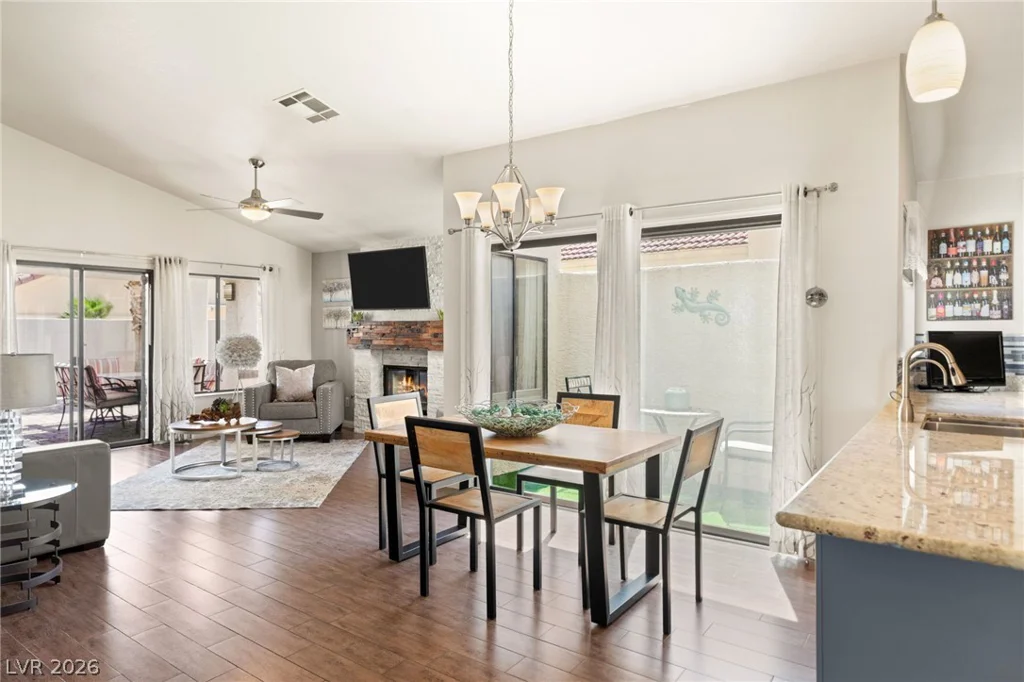 5240 Crooked River, Las Vegas, NV 89149