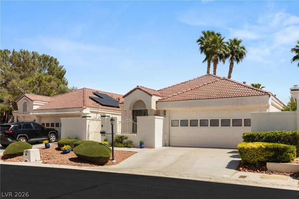 5240 Crooked River, Las Vegas, NV 89149