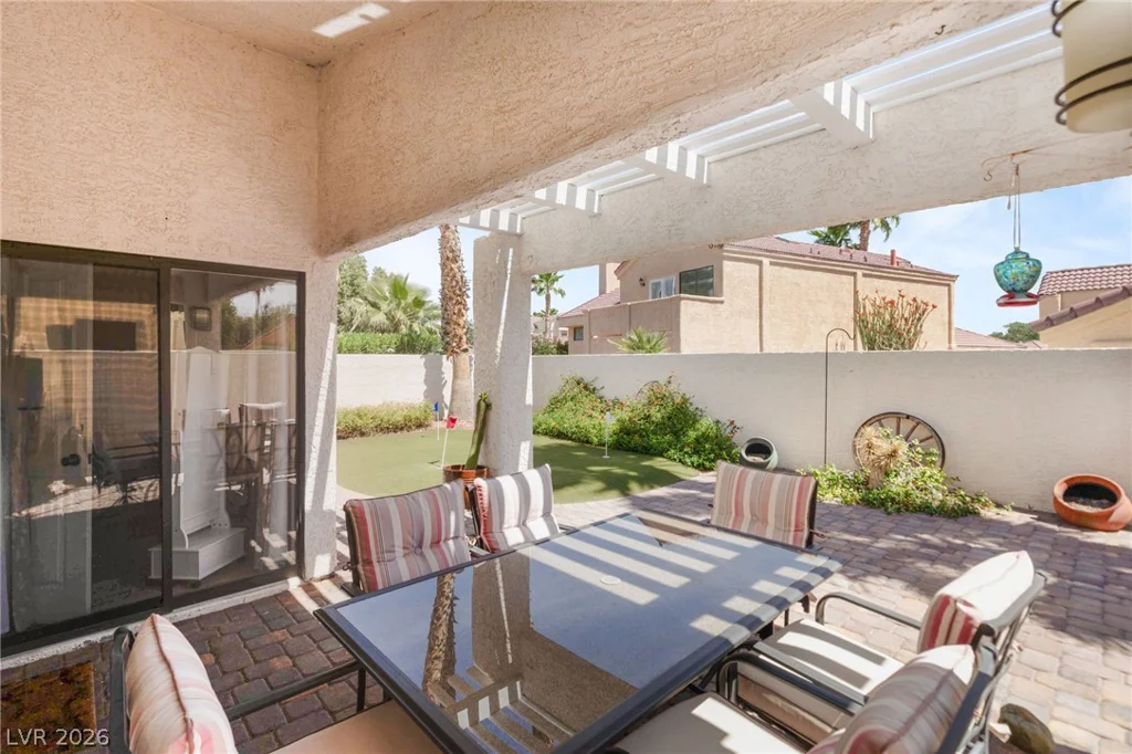 5240 Crooked River, Las Vegas, NV 89149