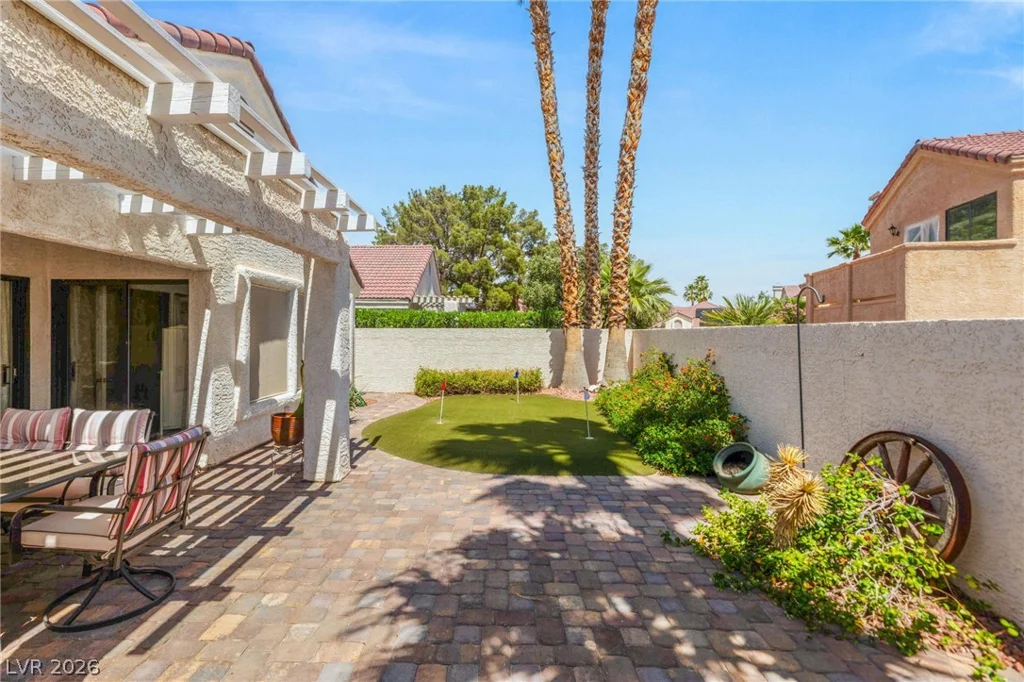 5240 Crooked River, Las Vegas, NV 89149
