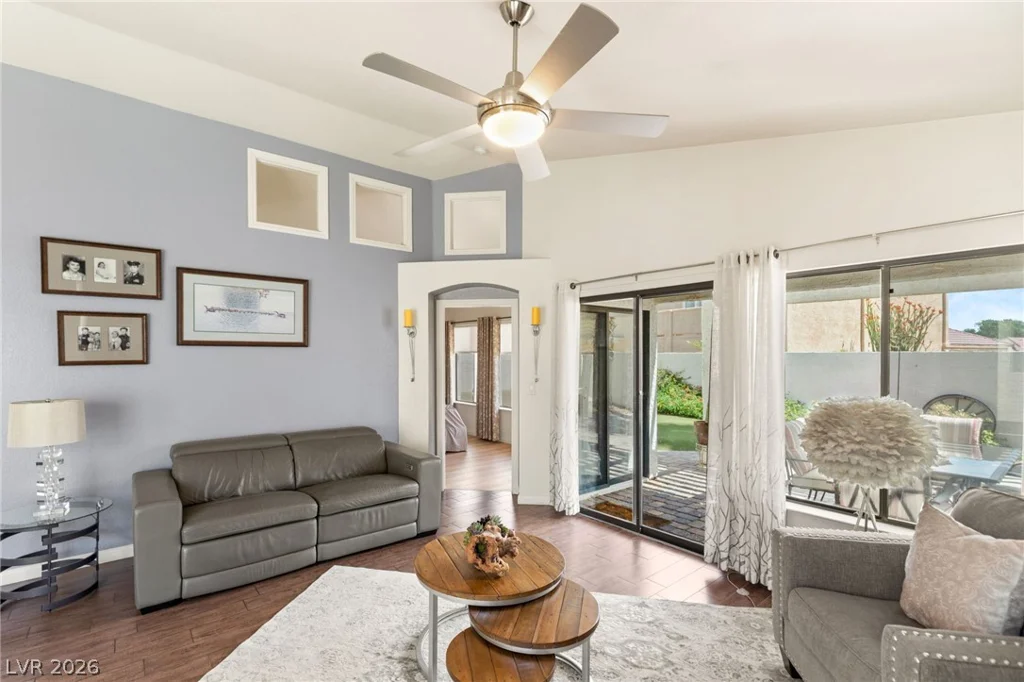 5240 Crooked River, Las Vegas, NV 89149