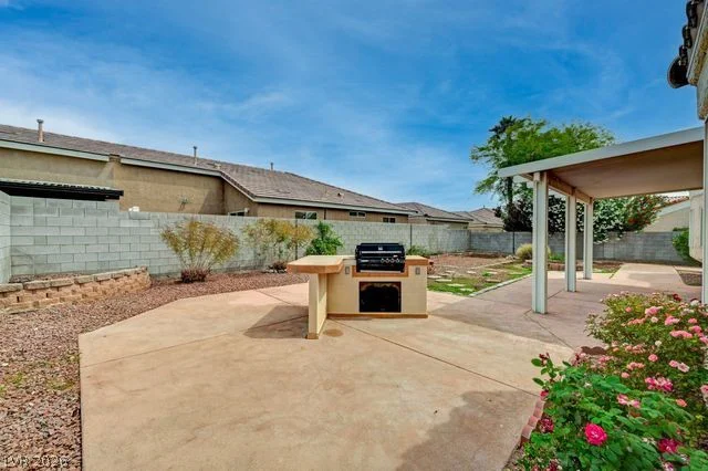 6924 Hazelnut Garden, Las Vegas, NV 89131