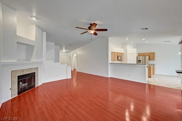6924 Hazelnut Garden, Las Vegas, NV 89131