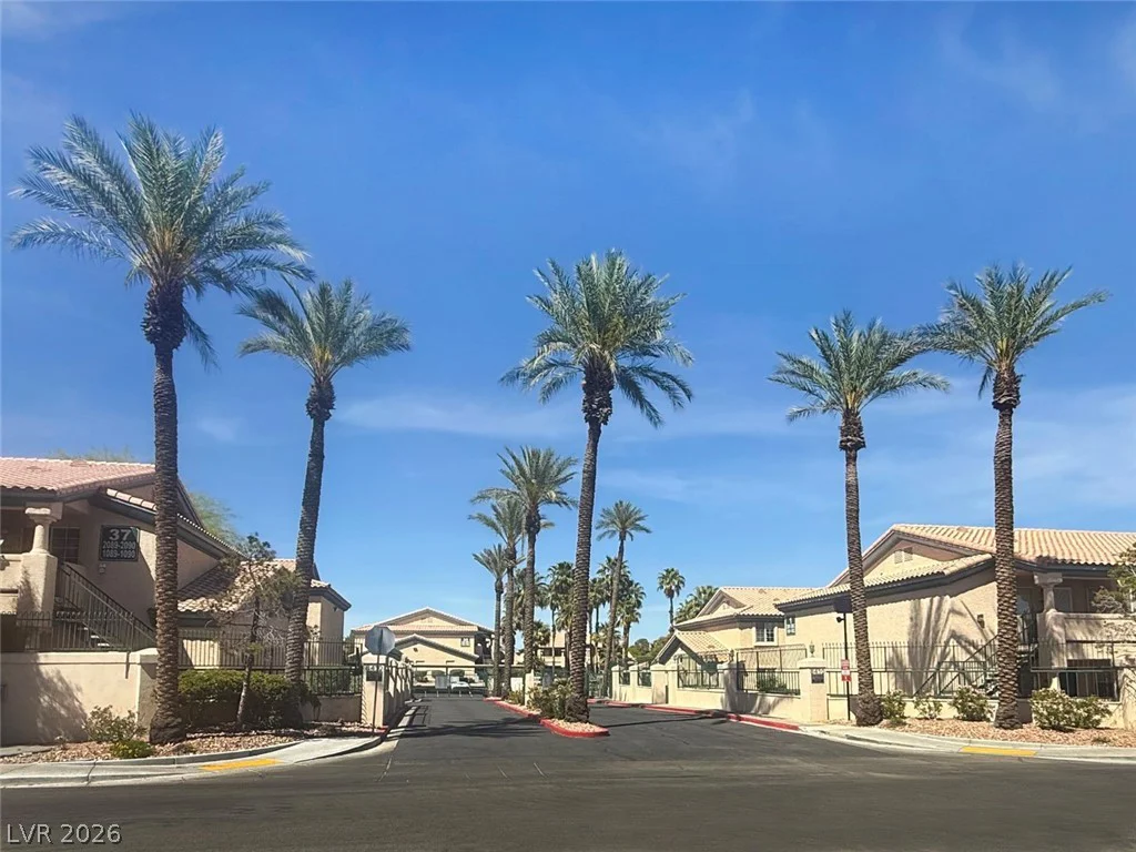 8410 Eldora, Las Vegas, NV 89117