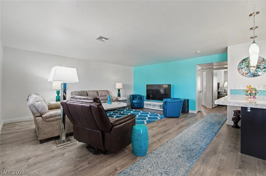 8410 Eldora, Las Vegas, NV 89117