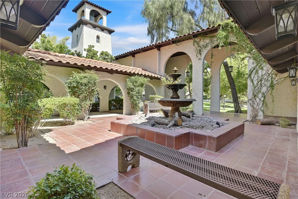 3016 Calle De Laredo, Las Vegas, NV 89102