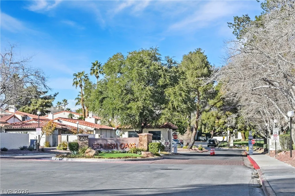 3016 Calle De Laredo, Las Vegas, NV 89102