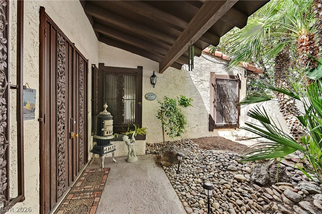 3016 Calle De Laredo, Las Vegas, NV 89102
