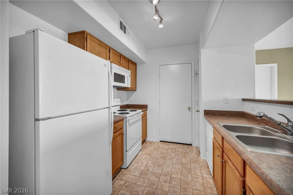 7255 Sunset, Las Vegas, NV 89113