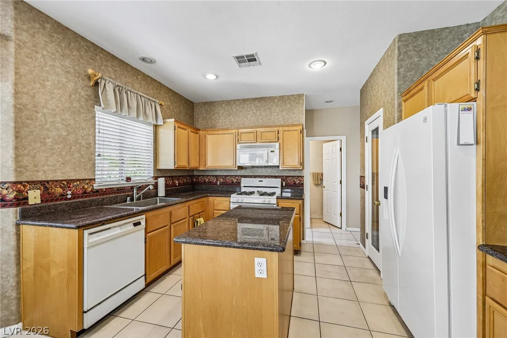 32 Blue Bench, Henderson, NV 89012