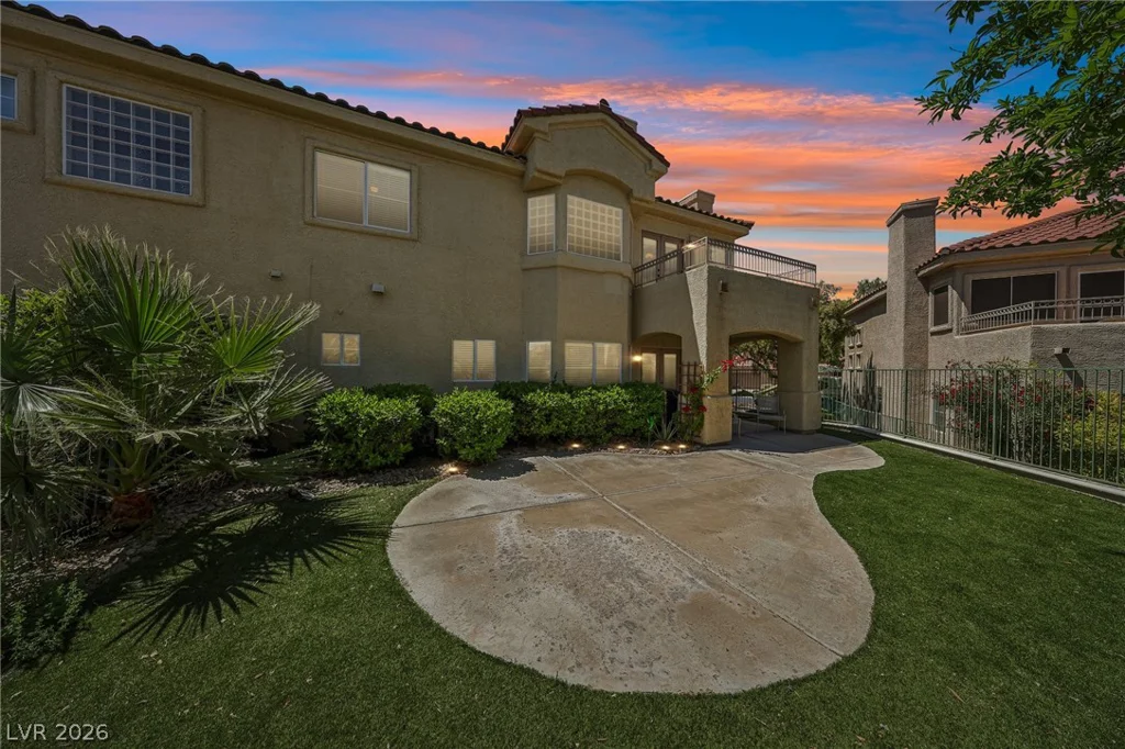 32 Blue Bench, Henderson, NV 89012