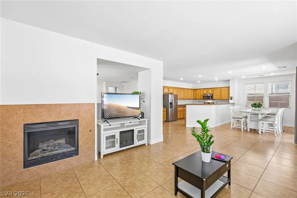 10046 Dancing Lasso, Las Vegas, NV 89178