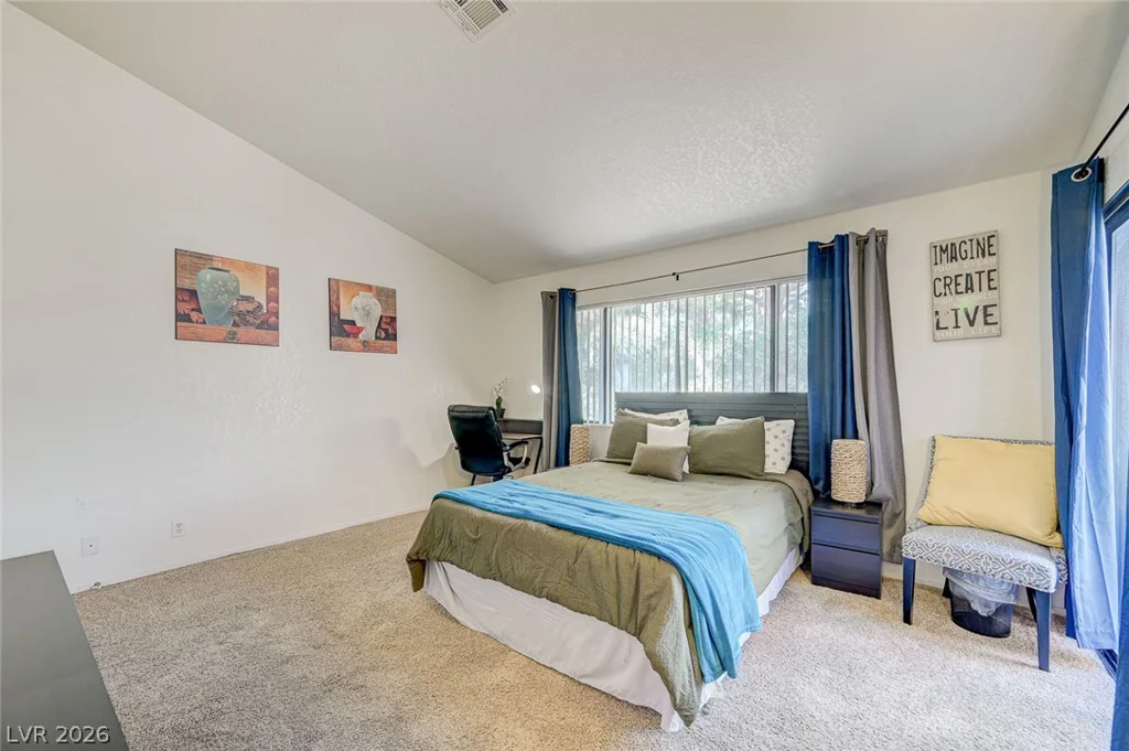 5040 Rainbow, Las Vegas, NV 89118