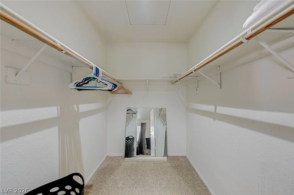 5040 Rainbow, Las Vegas, NV 89118