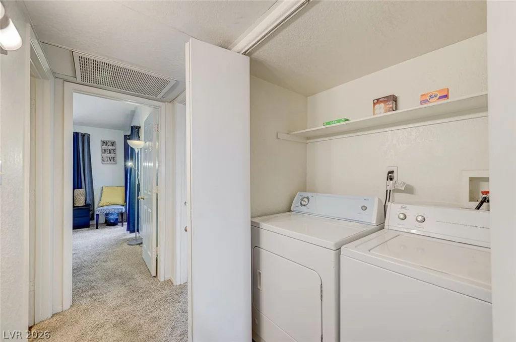 5040 Rainbow, Las Vegas, NV 89118