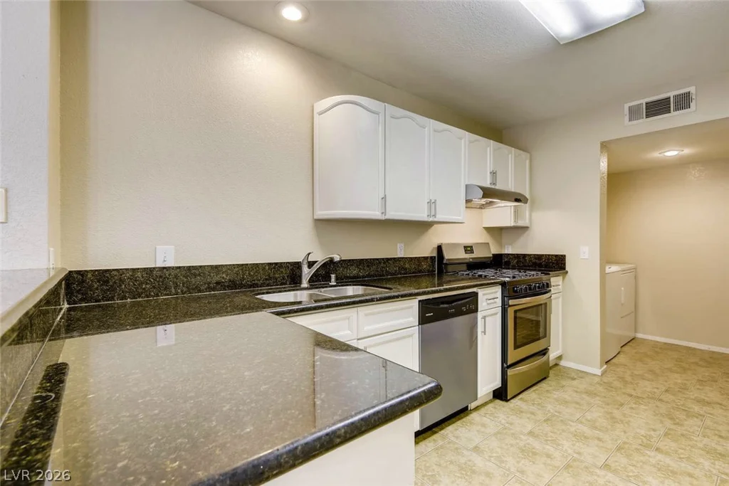 7712 Bauble, Las Vegas, NV 89128