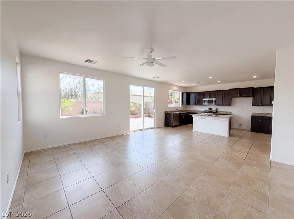 4036 White Opal, Las Vegas, NV 89130