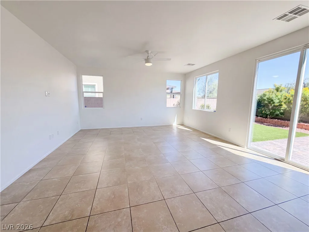 4036 White Opal, Las Vegas, NV 89130