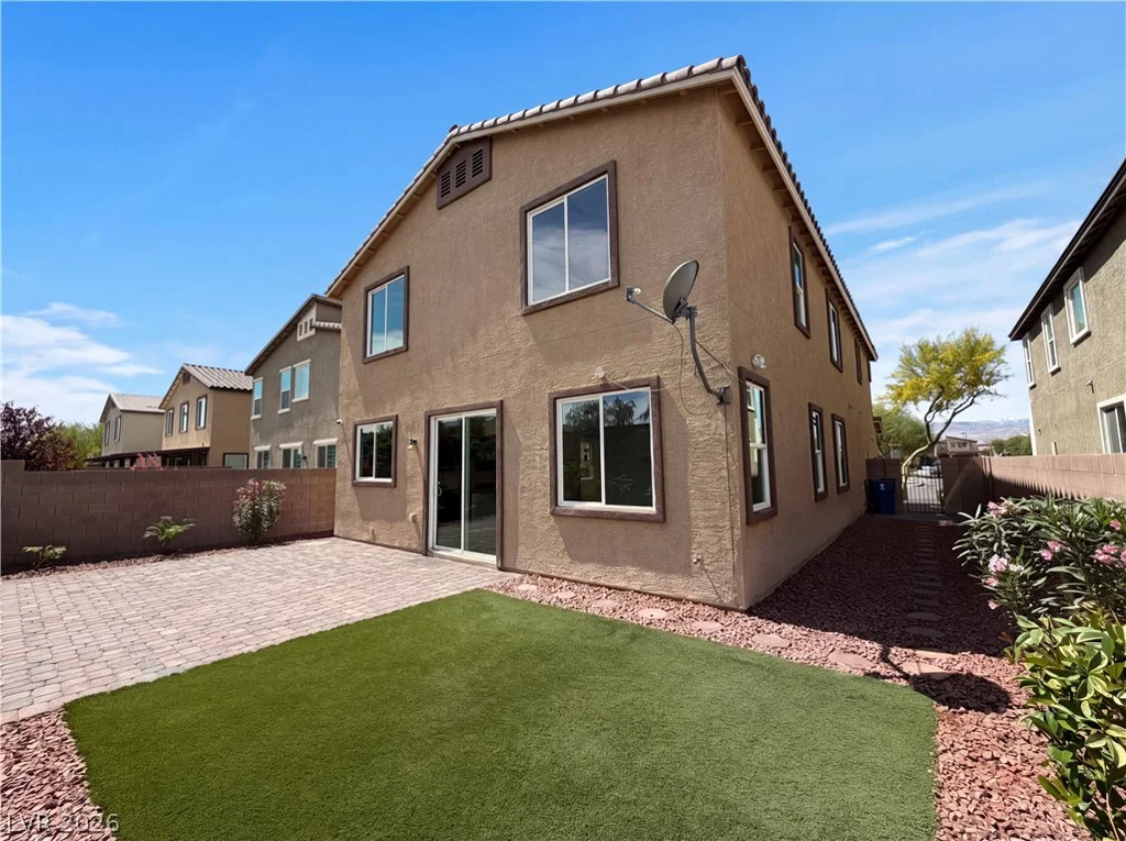 4036 White Opal, Las Vegas, NV 89130