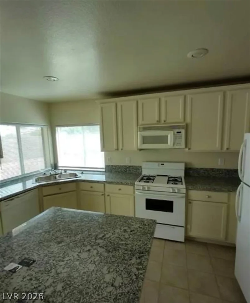 994 River Walk, Henderson, NV 89015