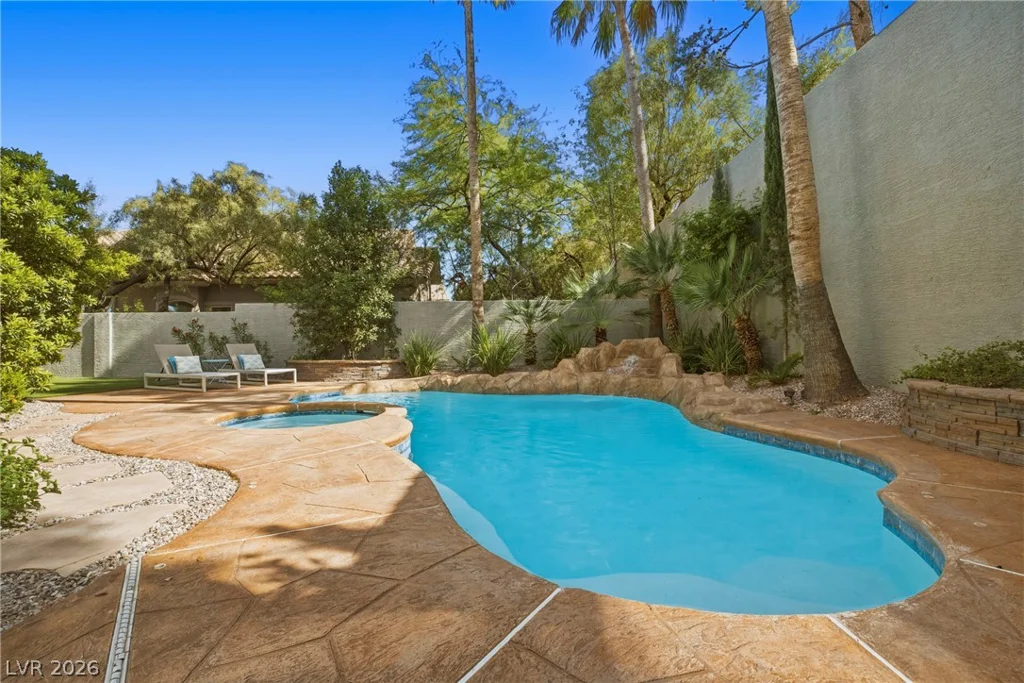 10025 Laurel Springs, Las Vegas, NV 89134