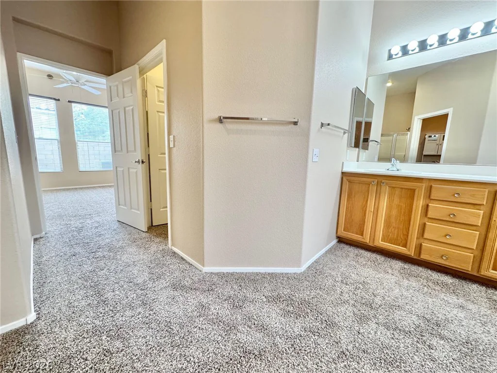 9172 Long Island, Las Vegas, NV 89123