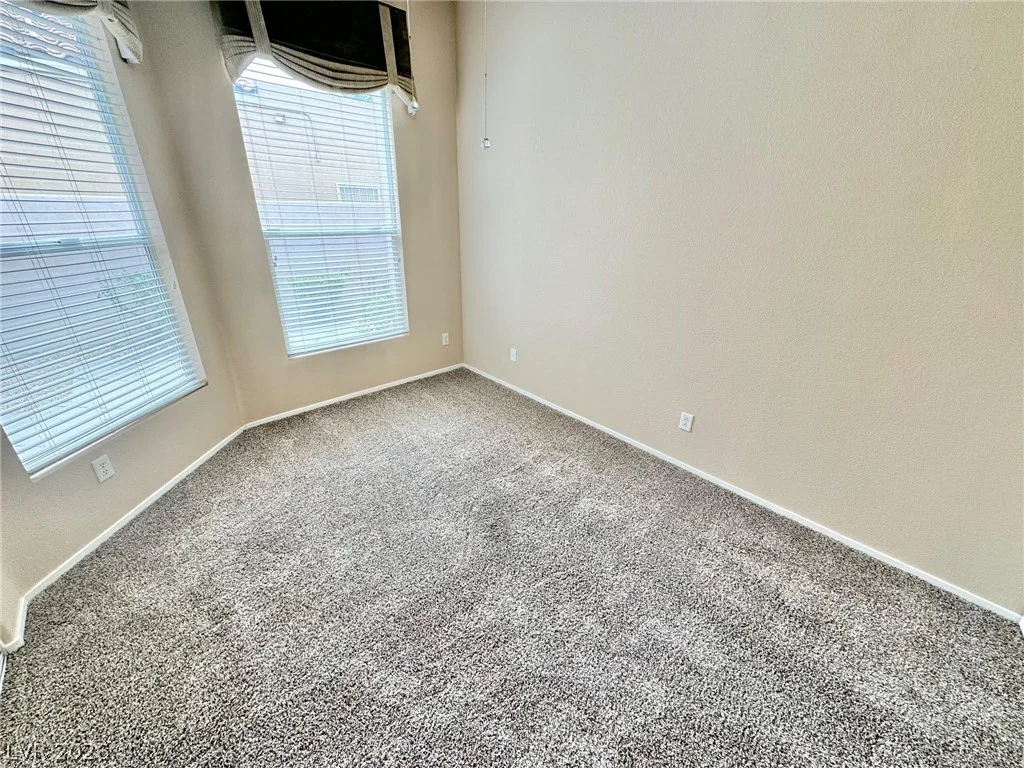 9172 Long Island, Las Vegas, NV 89123