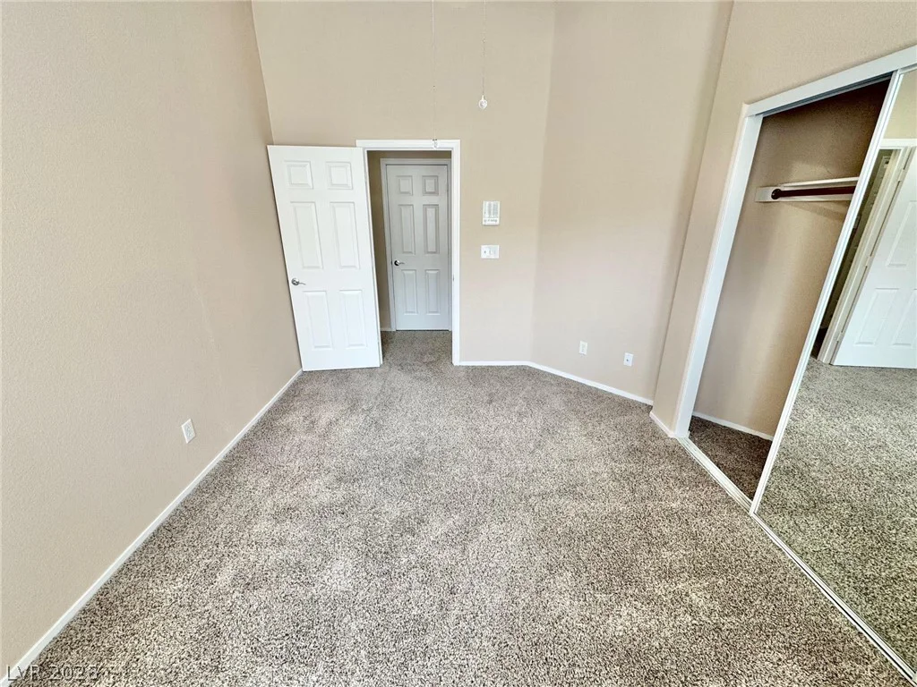 9172 Long Island, Las Vegas, NV 89123