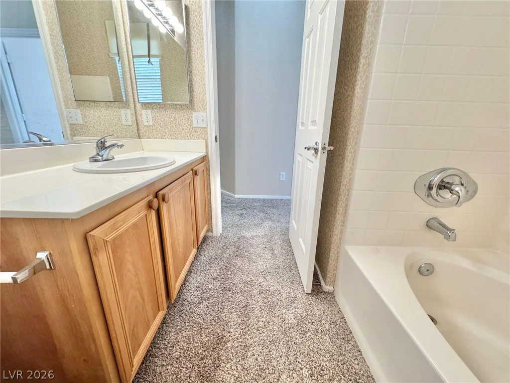 9172 Long Island, Las Vegas, NV 89123