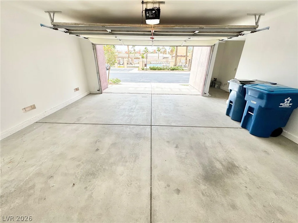 9172 Long Island, Las Vegas, NV 89123