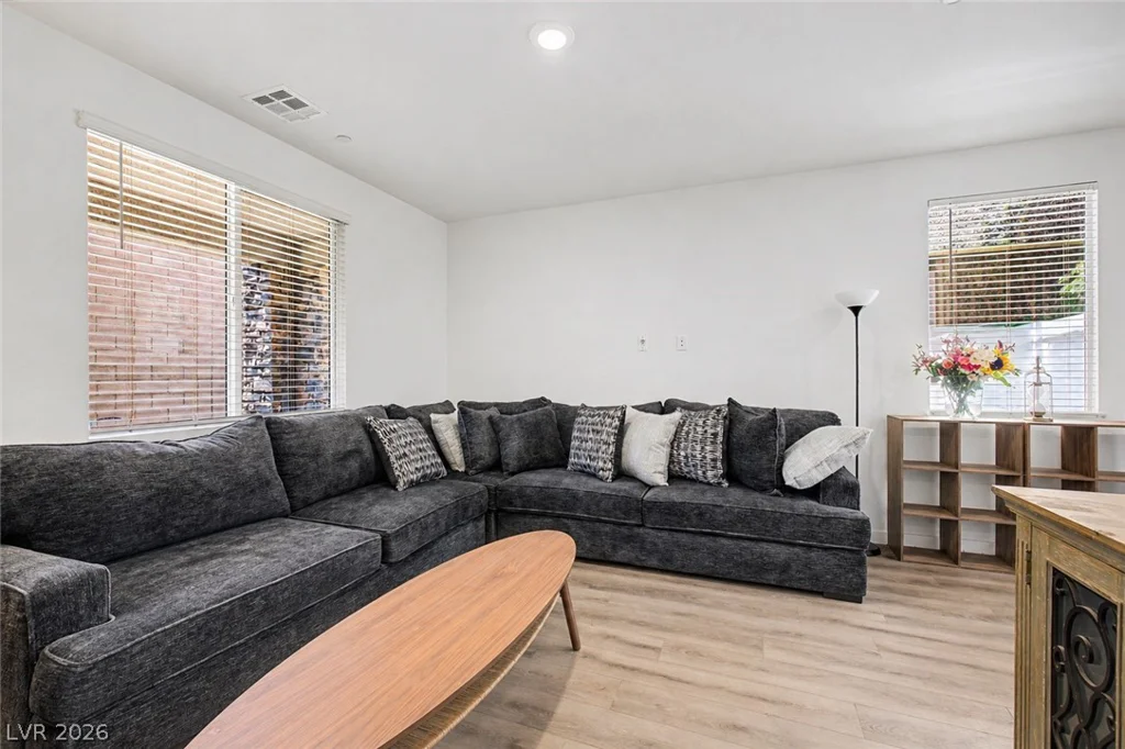 231 Oliver Peak, Henderson, NV 89015