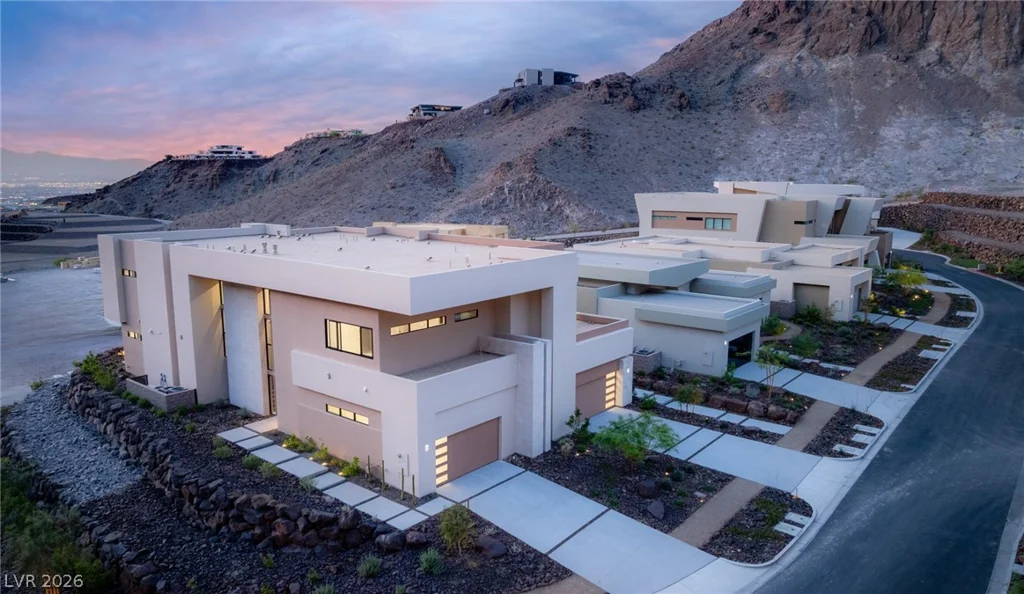 2 Kaya Canyon, Henderson, NV 89012