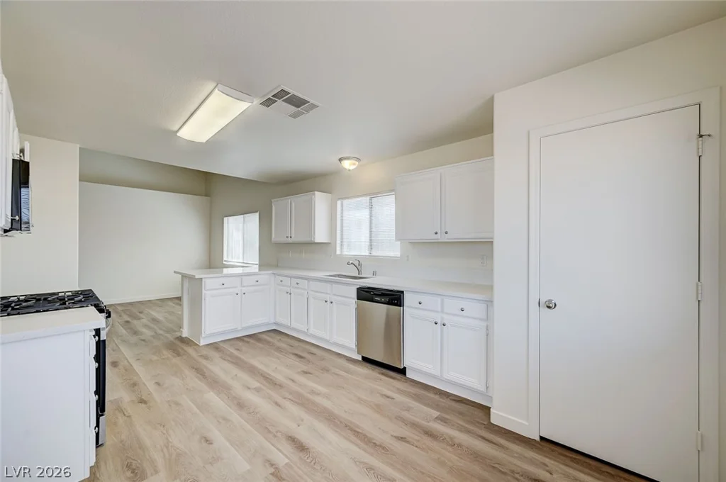 941 Stetson, Henderson, NV 89002