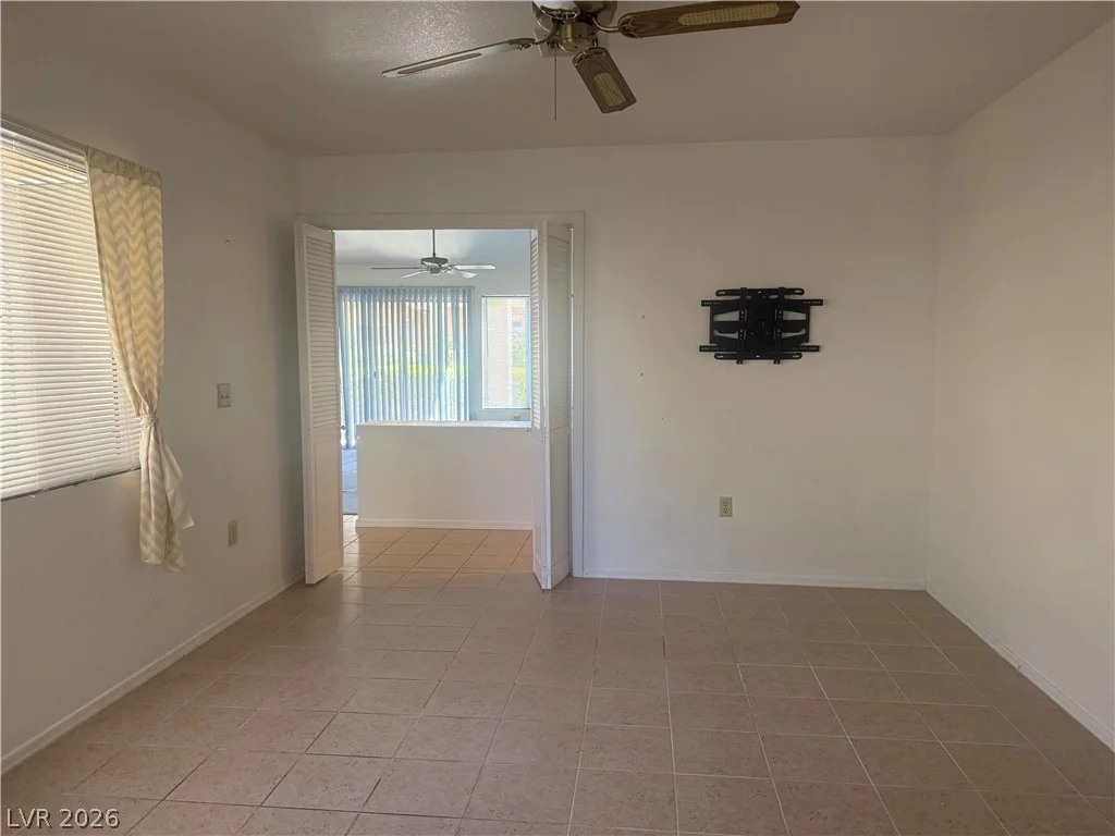 9021 Faircrest, Las Vegas, NV 89134