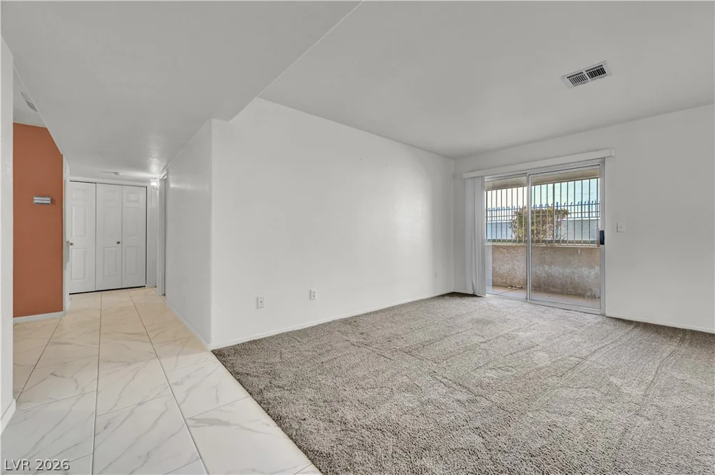 2725 Nellis, Las Vegas, NV 89121