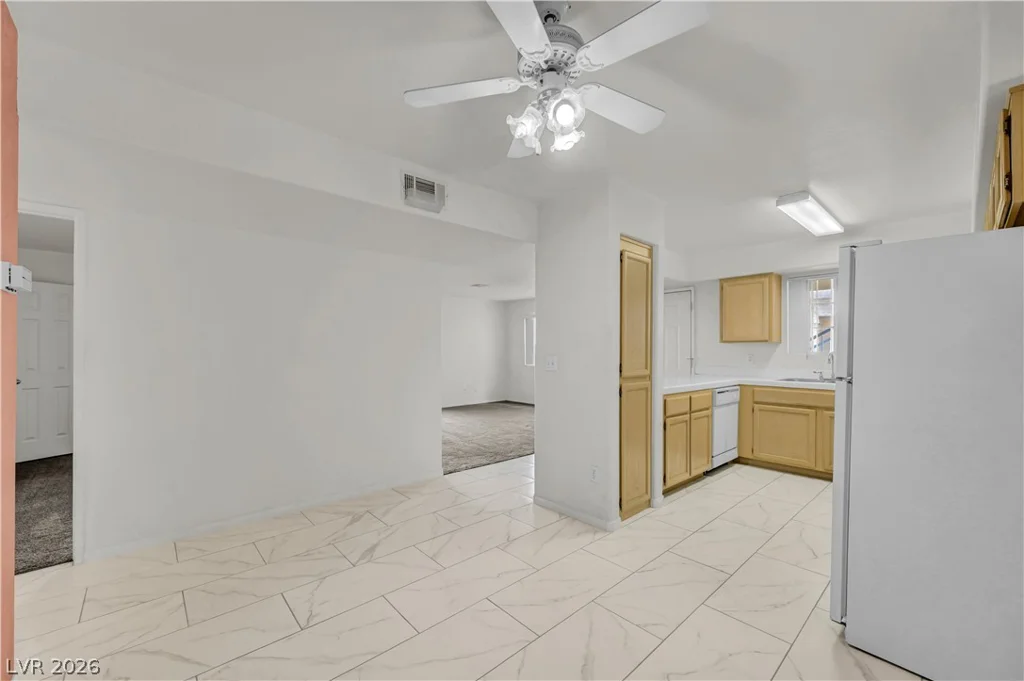 2725 Nellis, Las Vegas, NV 89121