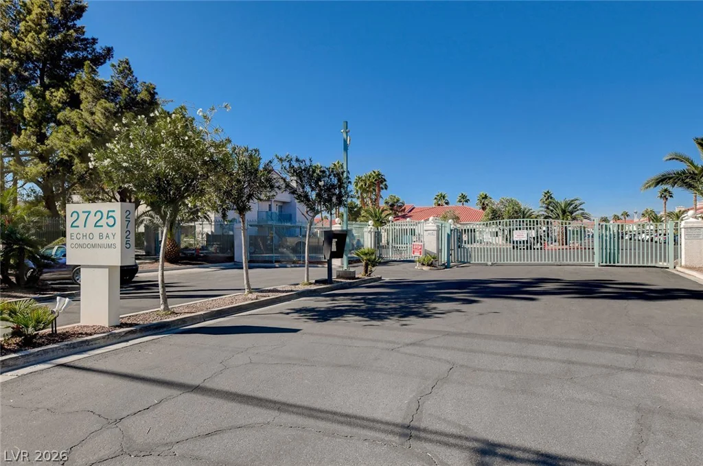 2725 Nellis, Las Vegas, NV 89121