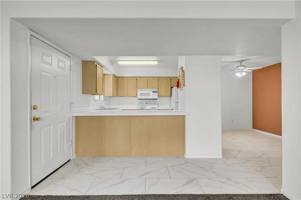2725 Nellis, Las Vegas, NV 89121