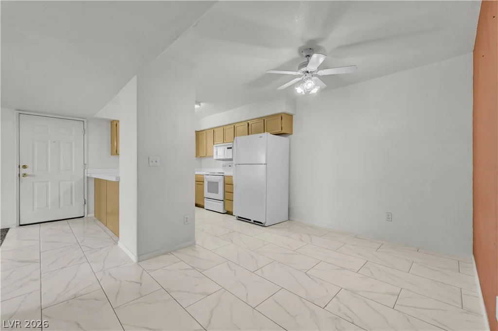 2725 Nellis, Las Vegas, NV 89121