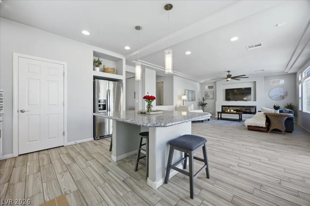 10116 Cascadia Creek, Las Vegas, NV 89141