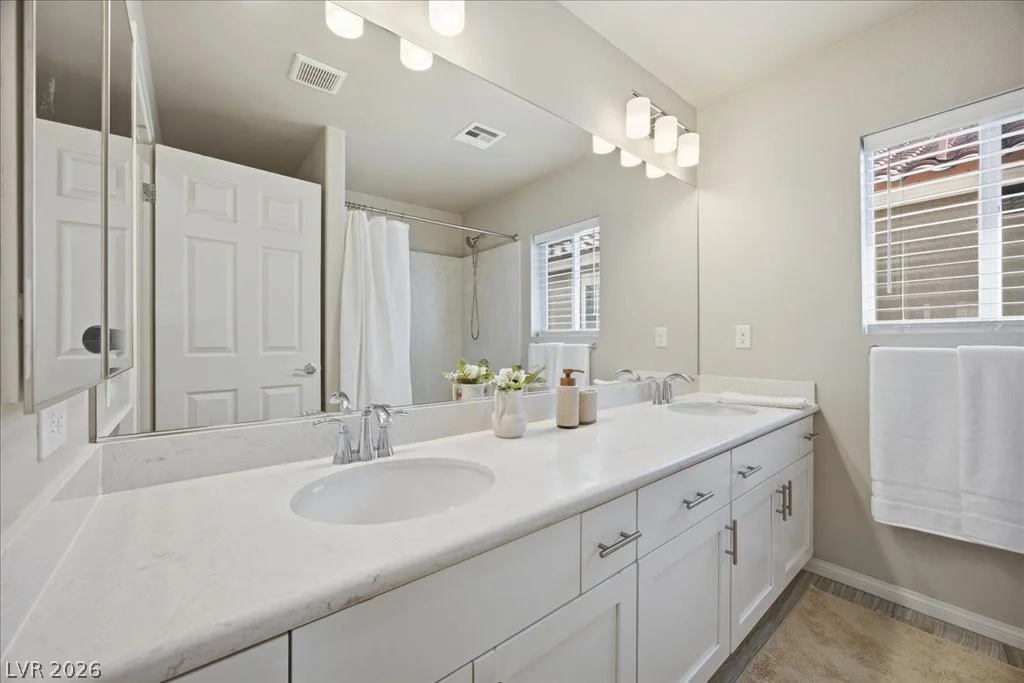 10116 Cascadia Creek, Las Vegas, NV 89141