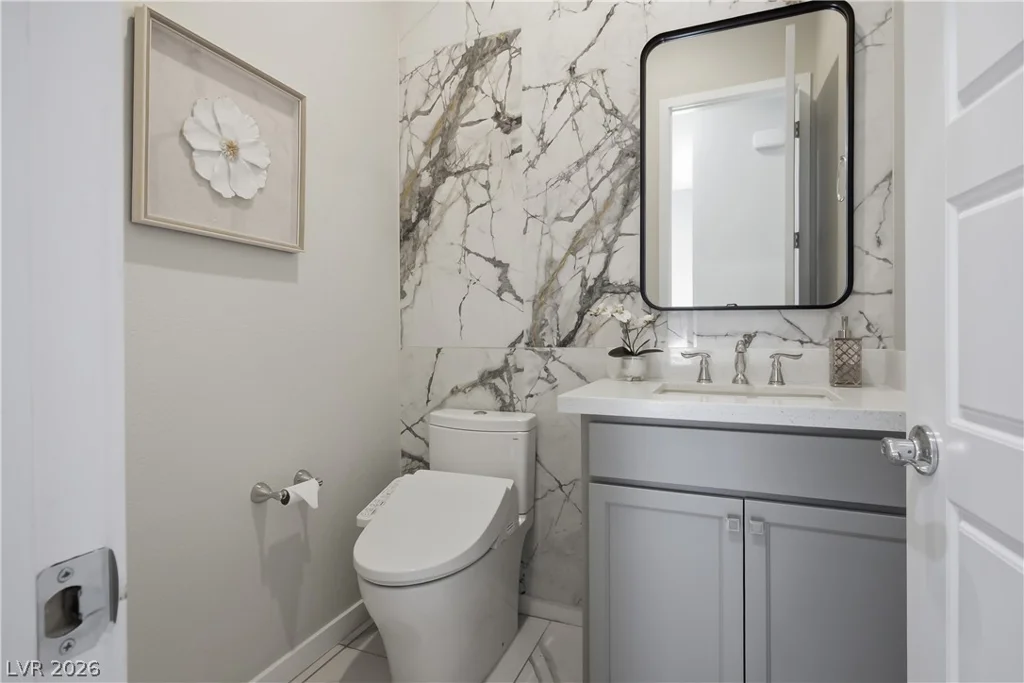 8 Vista Outlook, Henderson, NV 89011